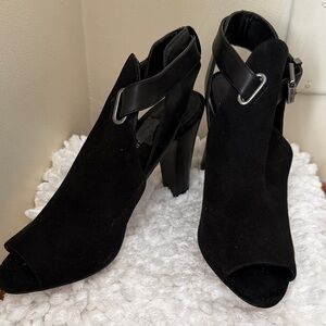 Marc Fisher Black Suede Peep Toe Booties Sz 8.5